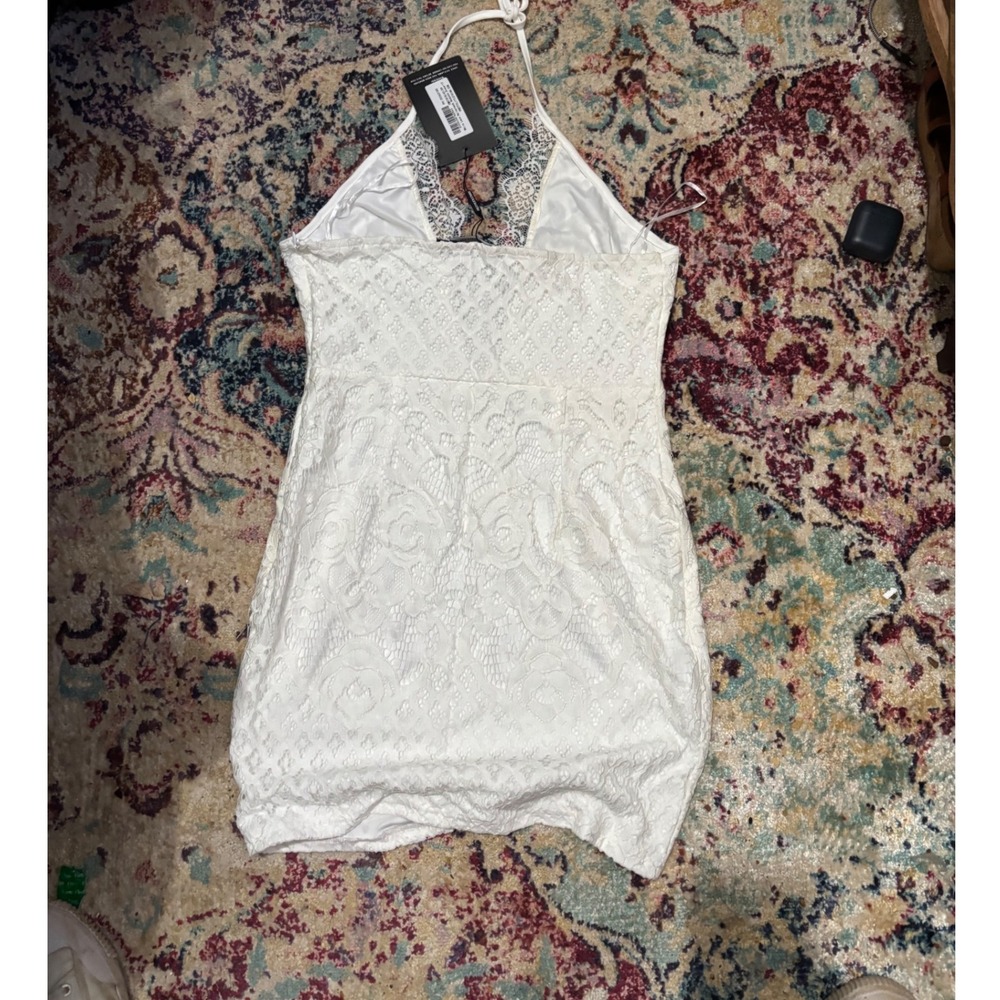 Pretty Little Thing White Lace halter dress - Picture 2 of 13